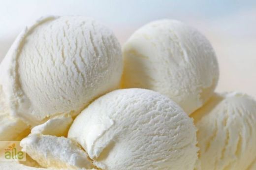 Vanilyalı Dondurma Tarifi ve Malzemeleri